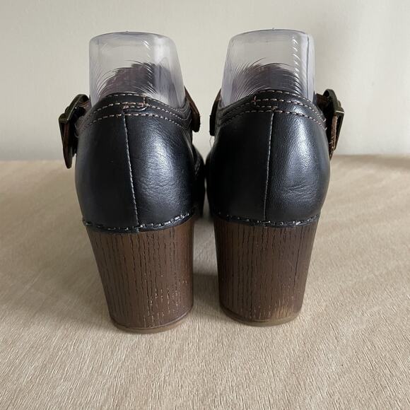 Dansko Darlene Dress Pumps - Picture 4 of 14